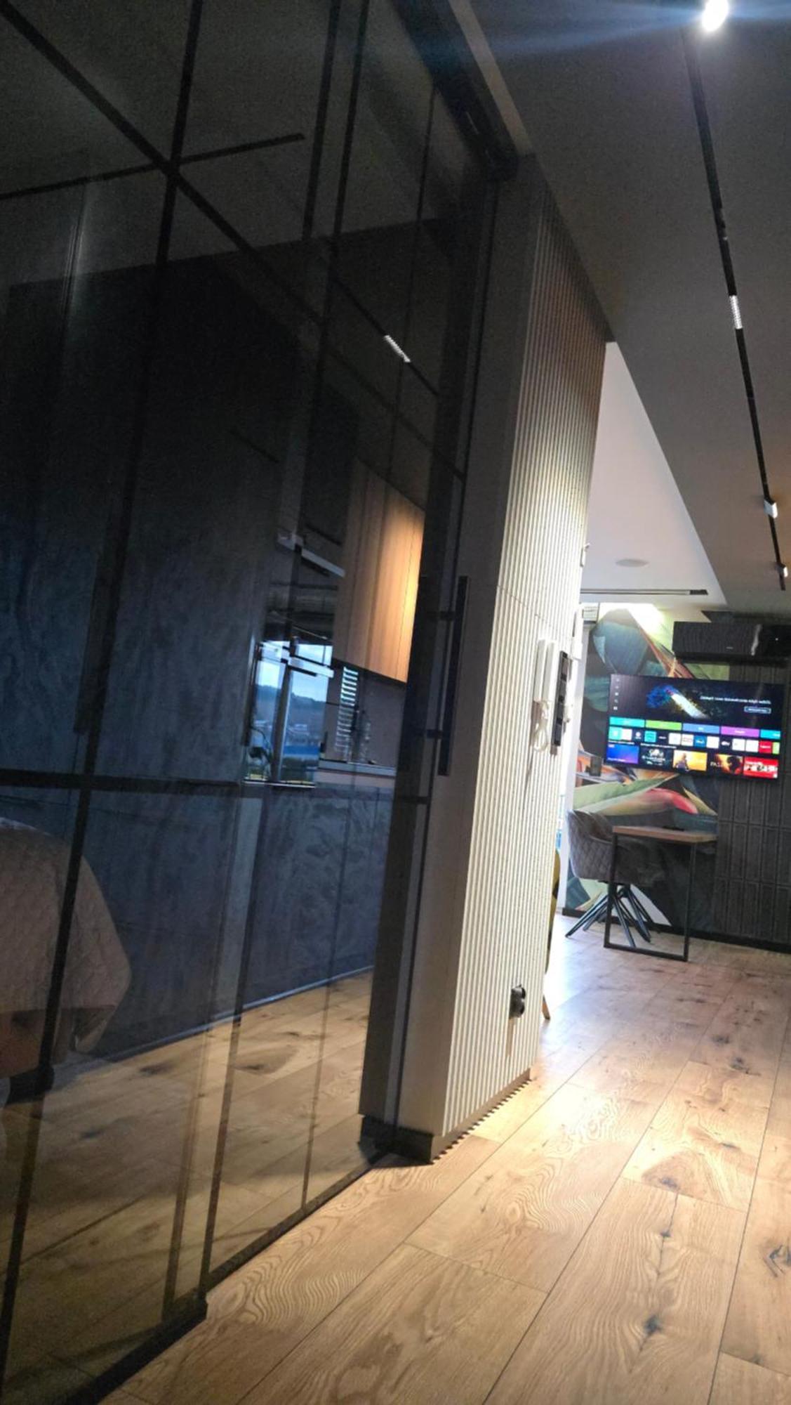 קילצה Apartament Dark Prestige New ! - Dostep 24H, Projektor , Garaz Podziemny , Klimatyzacja , Duzy Taras מראה חיצוני תמונה