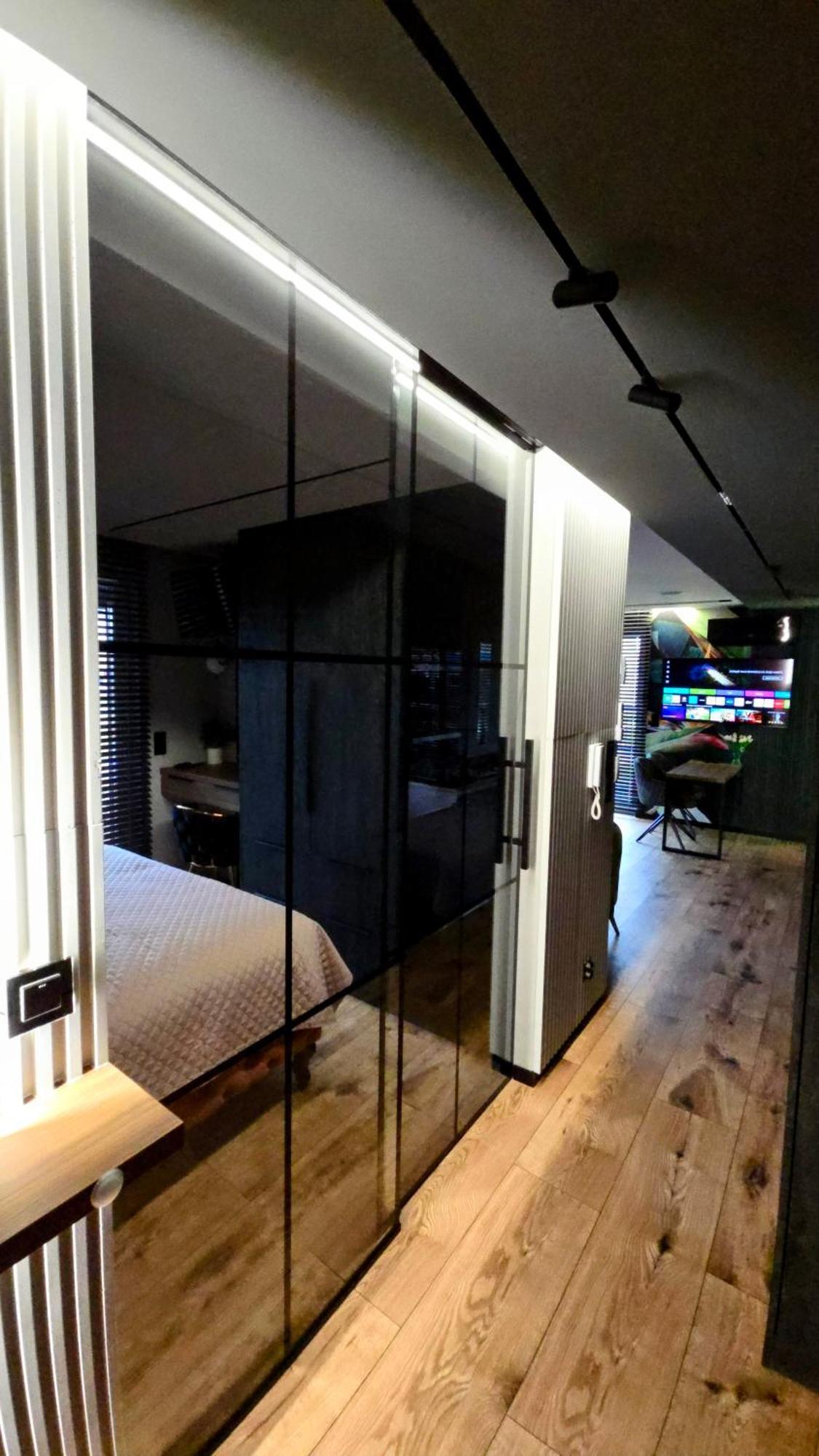 קילצה Apartament Dark Prestige New ! - Dostep 24H, Projektor , Garaz Podziemny , Klimatyzacja , Duzy Taras מראה חיצוני תמונה